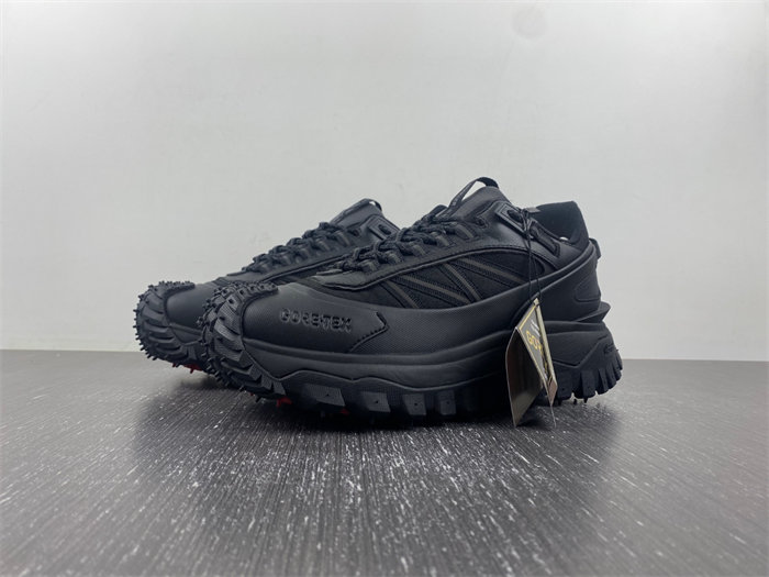Moncler Trailgrip Gore-Tex H209A4M00100M2058999