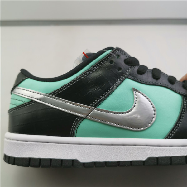 nike dunk sb low diamond S*pply co.