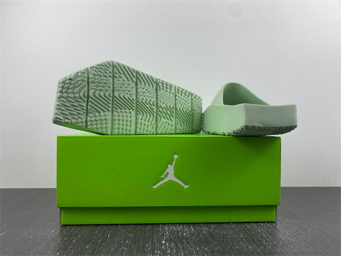 Jordan Hex Slide  DO8992-300