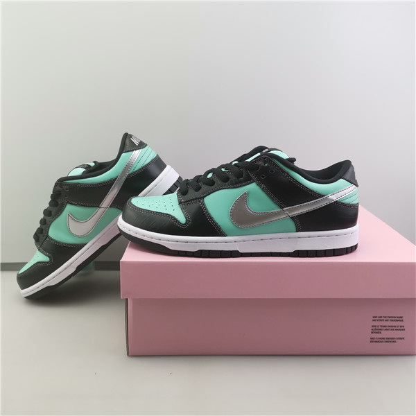 nike dunk sb low diamond S*pply co.