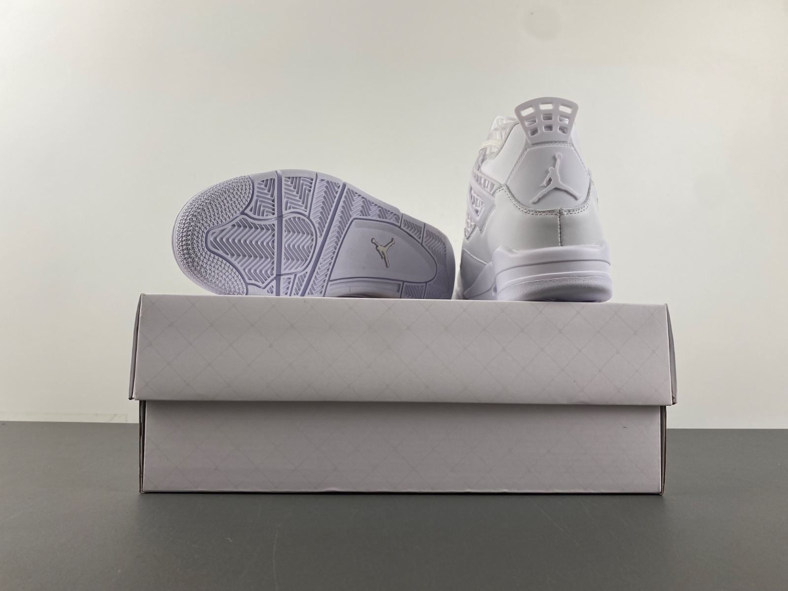 Air Jordan 4 FV7251-107